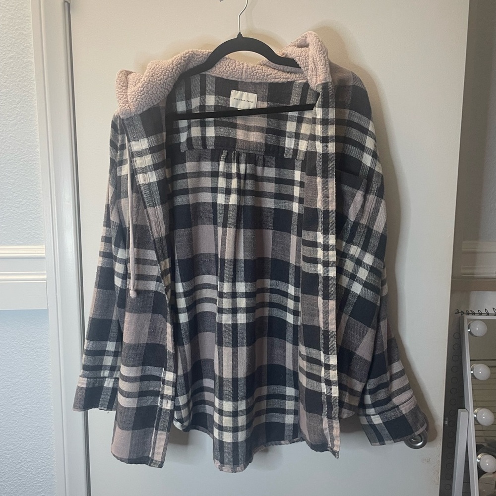 American Eagle Outfitters Women's Hooded Flannel - Size Large - Picture 6 of 10